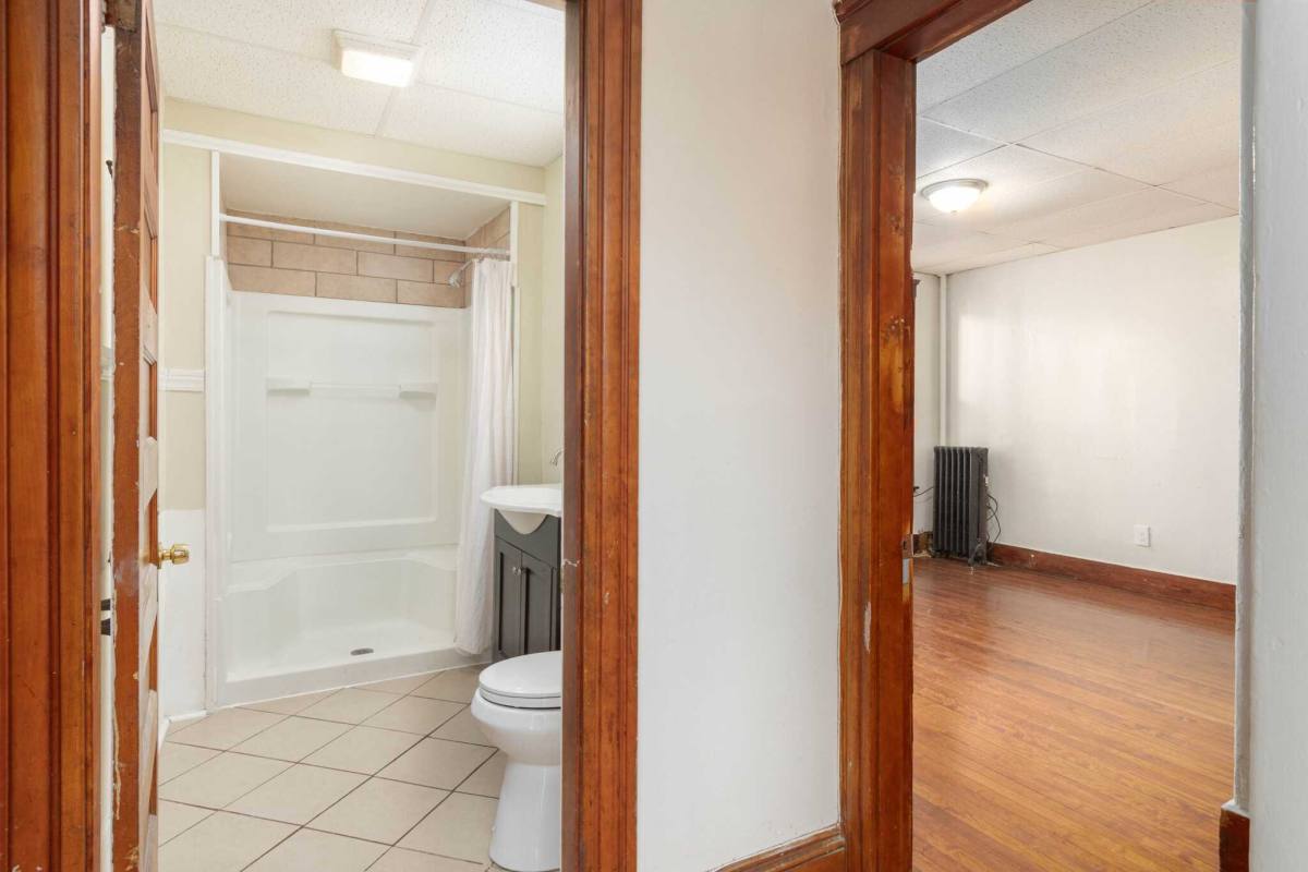 Apartment for rent at 17 Perkins St, Worcester, MA 01605
