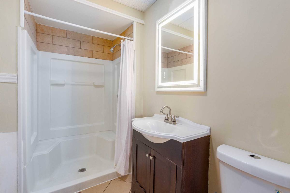 Apartment for rent at 17 Perkins St, Worcester, MA 01605