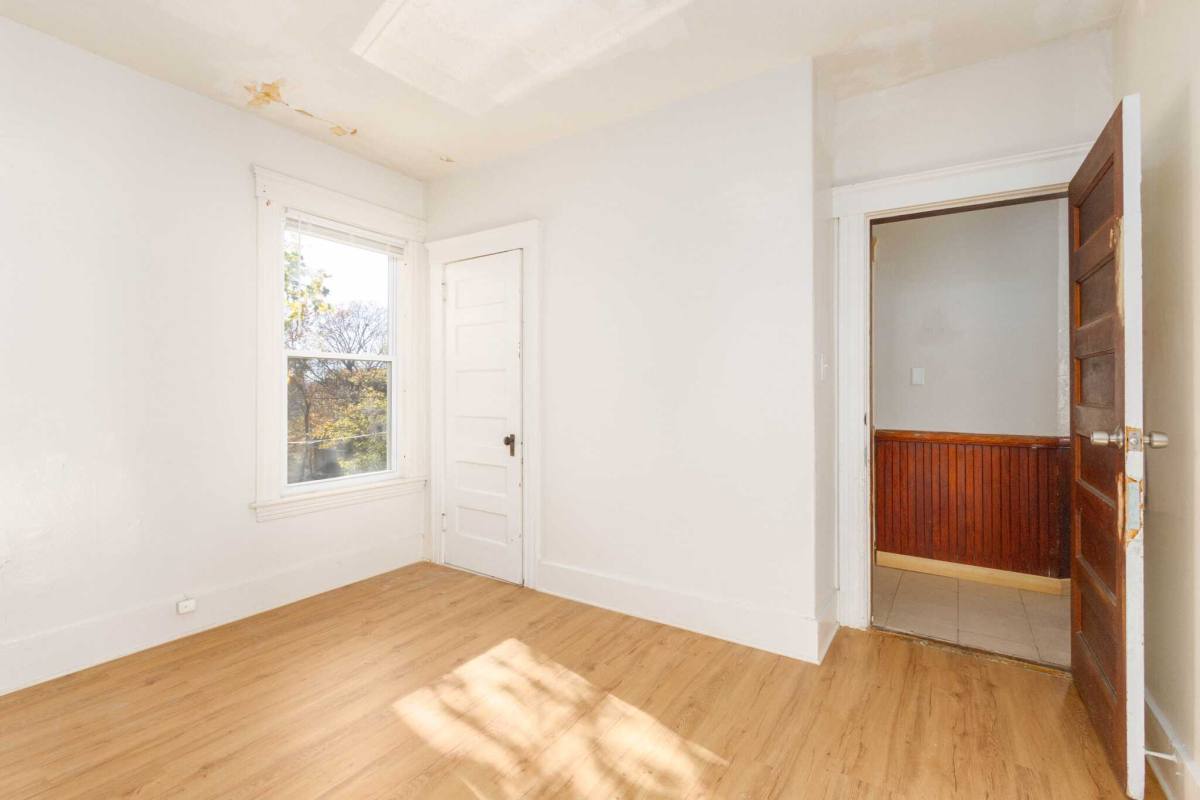 Apartment for rent at 17 Perkins St, Worcester, MA 01605