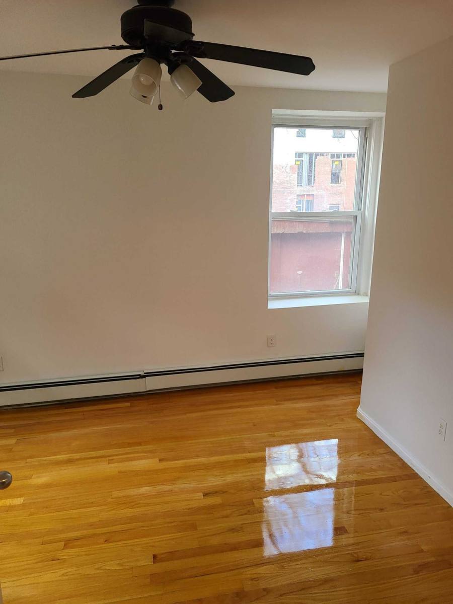 Apartment for rent at 32 Fleet St, Boston, MA 02109