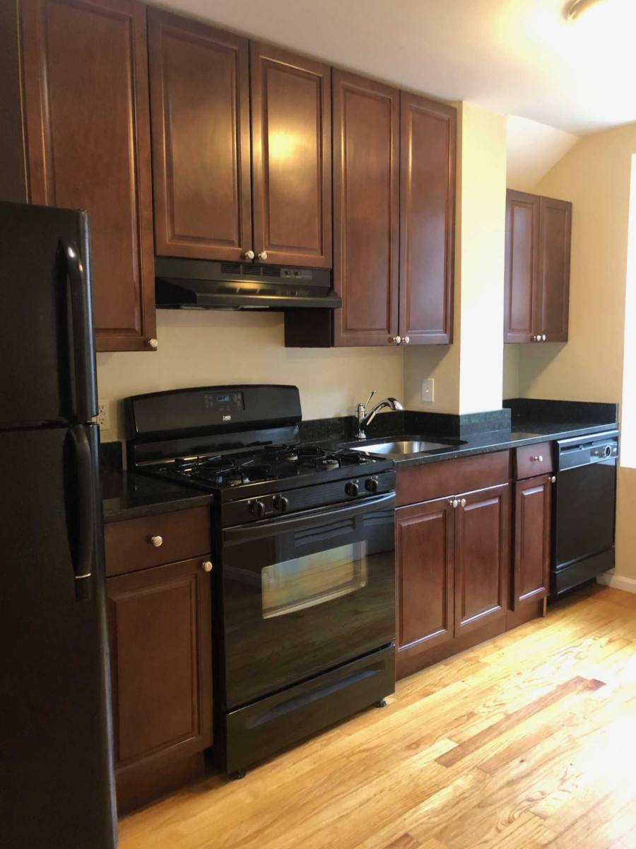 Apartment for rent at 32 Fleet St, Boston, MA 02109