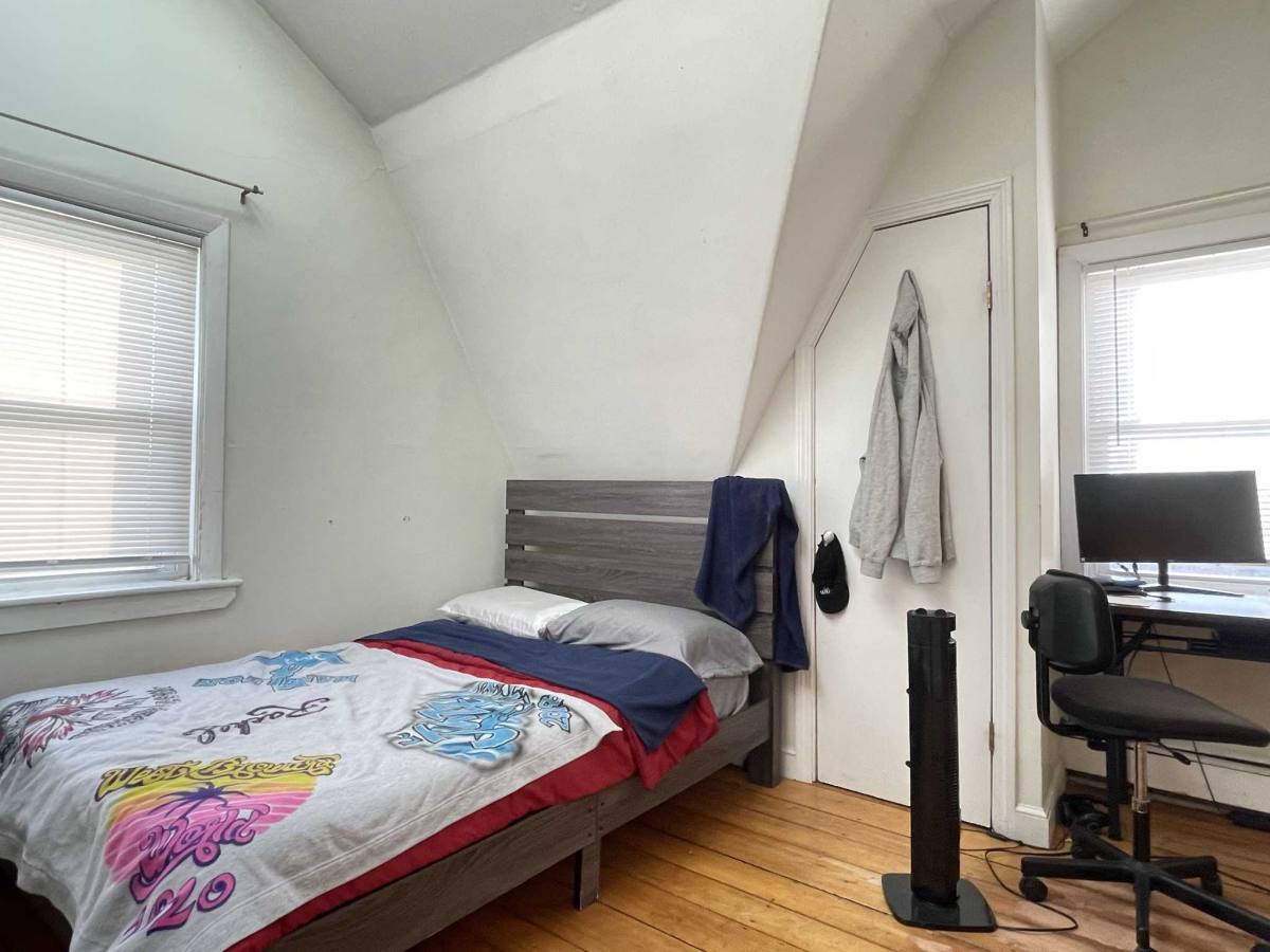 Apartment for rent at 843 Mission Hill Community Garden, Roxbury Crossing, MA 02120
