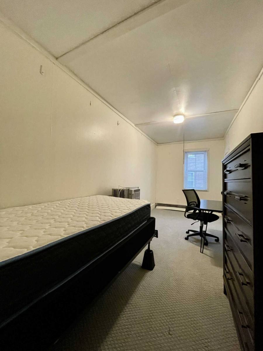 Apartment for rent at 190 Naples Rd, Brookline, MA 02446