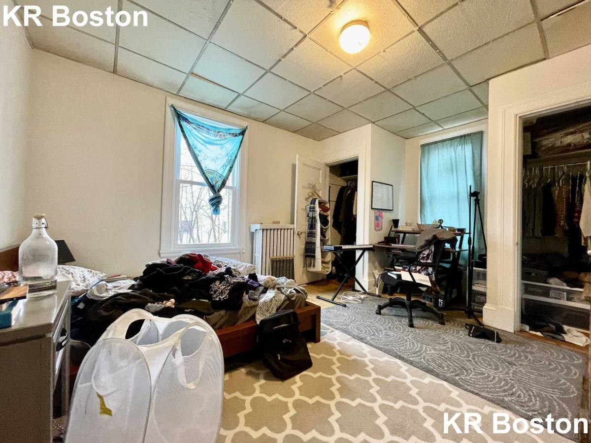 Apartment for rent at 35 Imrie Rd, Allston, MA 02134