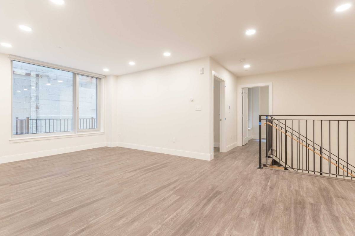 Apartment for rent at 1068 Tremont St, Roxbury Crossing, MA 02120