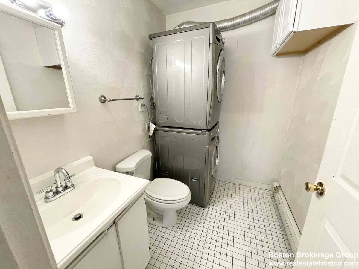 Apartment for rent at 13 Iroquois St, Roxbury Crossing, MA 02120