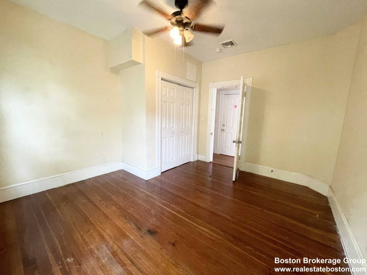 Apartment for rent at 116 Hillside St, Roxbury Crossing, MA 02120