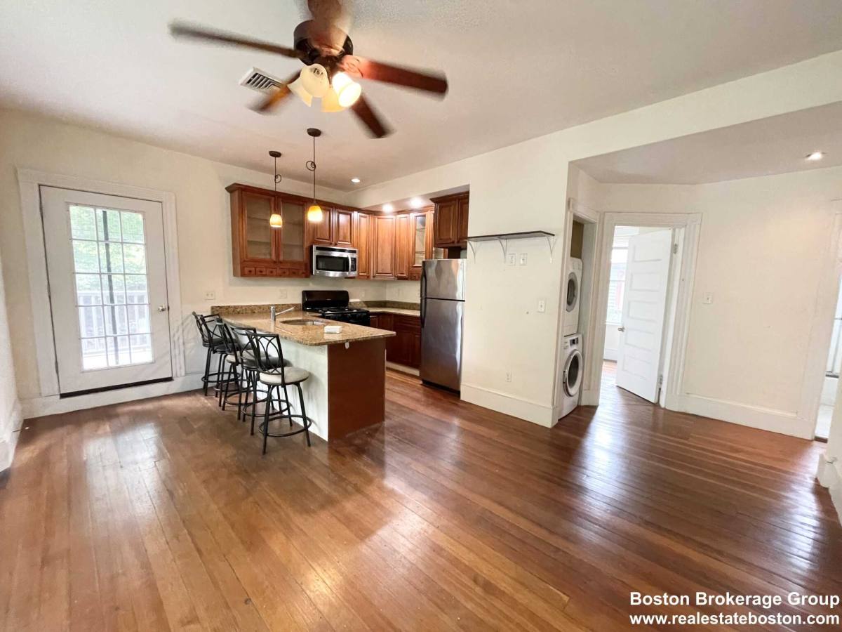 Apartment for rent at 116 Hillside St, Roxbury Crossing, MA 02120
