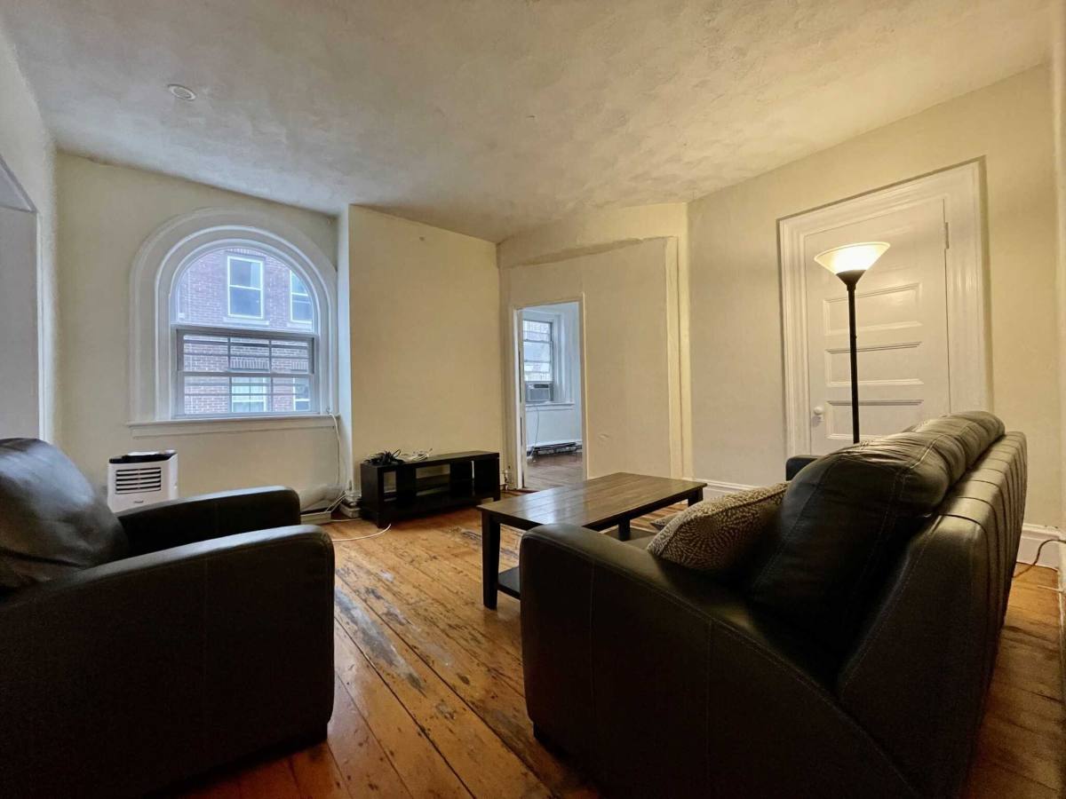 Apartment for rent at 189 Naples Rd, Brookline, MA 02446