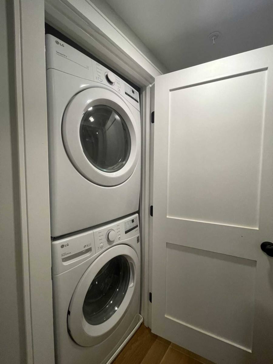 Apartment for rent at 206 Boylston St, Brookline, MA 02445