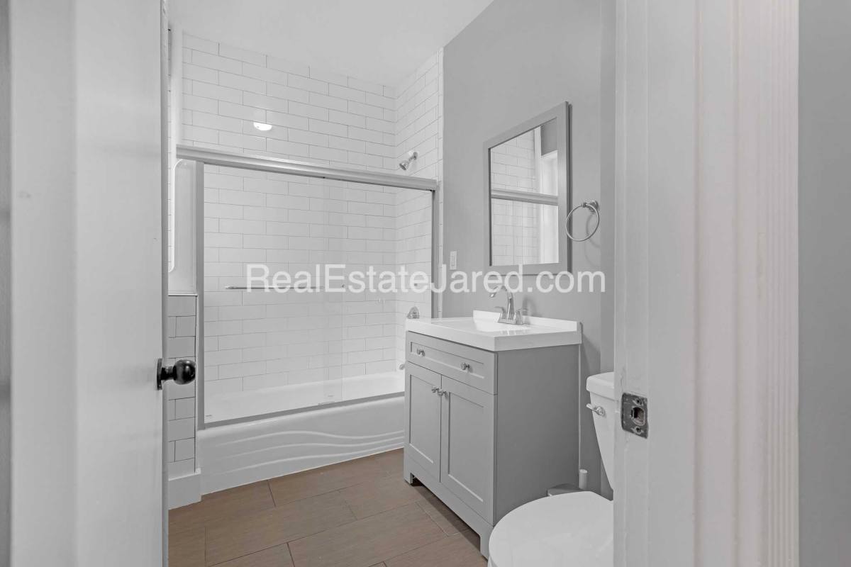 Apartment for rent at 33 Glenville Ave, Allston, MA 02134