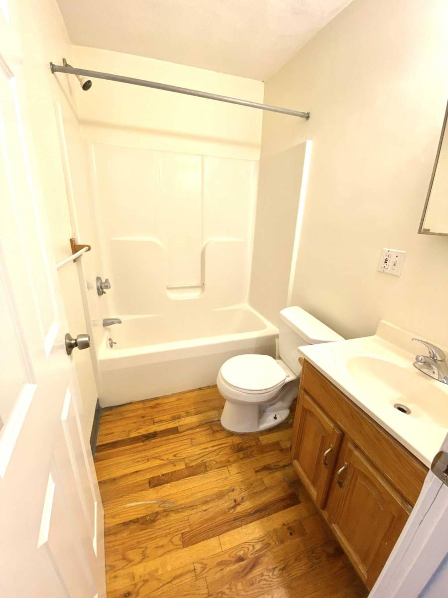 Apartment for rent at 842 Huntington Ave, Boston, MA 02115