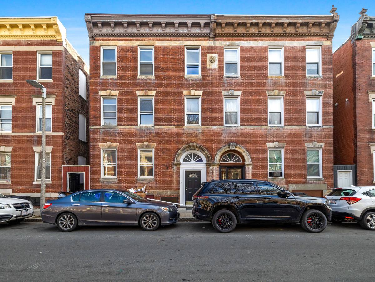 Apartment for rent at 134 Cottage St, East Boston, MA 02128