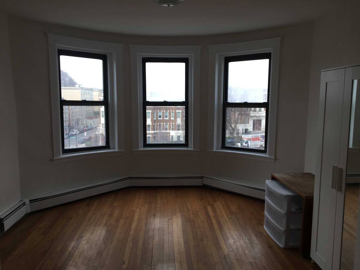 Apartment for rent at 1685 Commonwealth Ave, Brighton, MA 02135