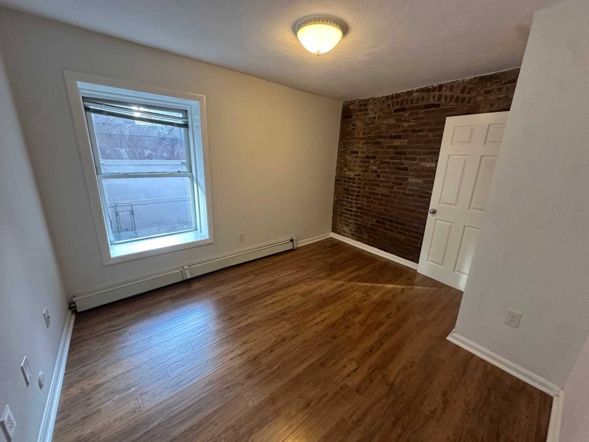 Apartment for rent at 31 Fleet St, Boston, MA 02113