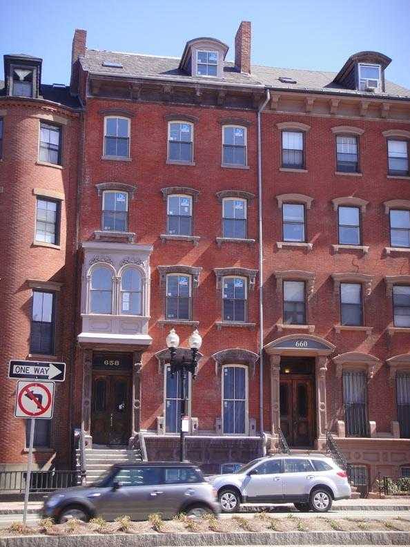 Apartment for rent at 662 Massachusetts Ave, Boston, MA 02118