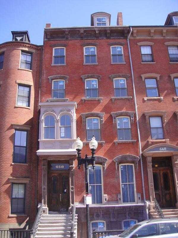 Apartment for rent at 662 Massachusetts Ave, Boston, MA 02118