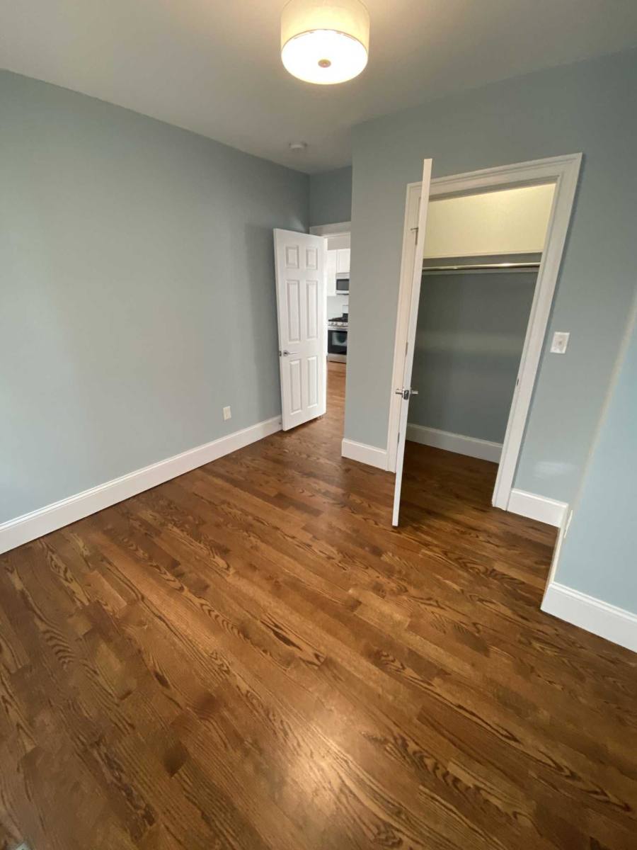 Apartment for rent at 8 Hamilton Rd, Somerville, MA 02144