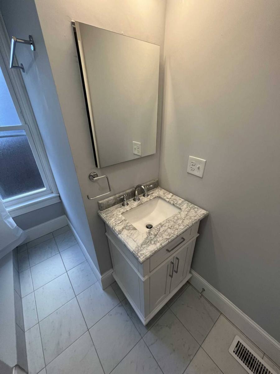 Apartment for rent at 374 Oxford St, Cambridge, MA 02140