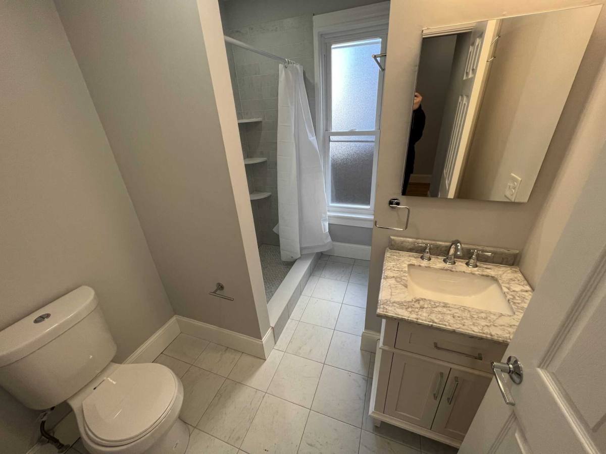 Apartment for rent at 374 Oxford St, Cambridge, MA 02140