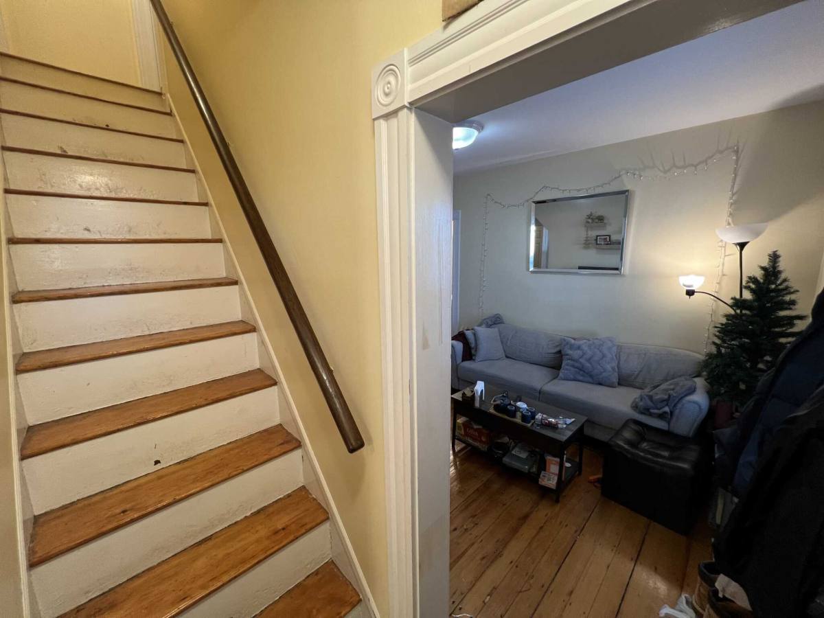 Apartment for rent at 10 White St, Cambridge, MA 02140