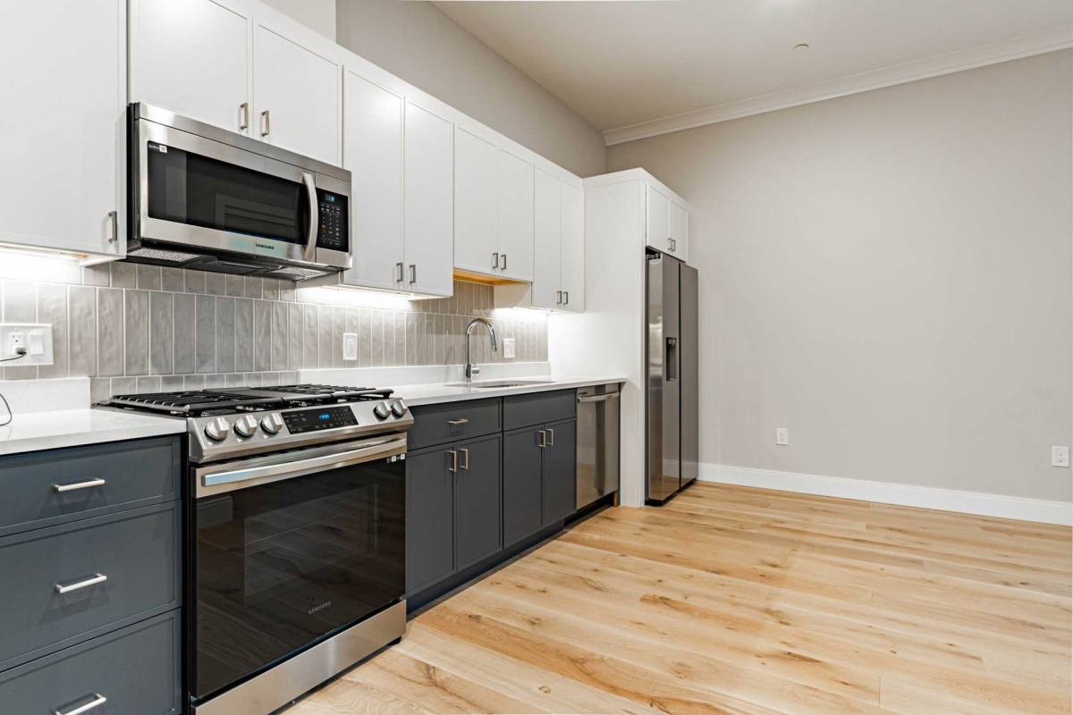Apartment for rent at 160 Everett St, Allston, MA 02134