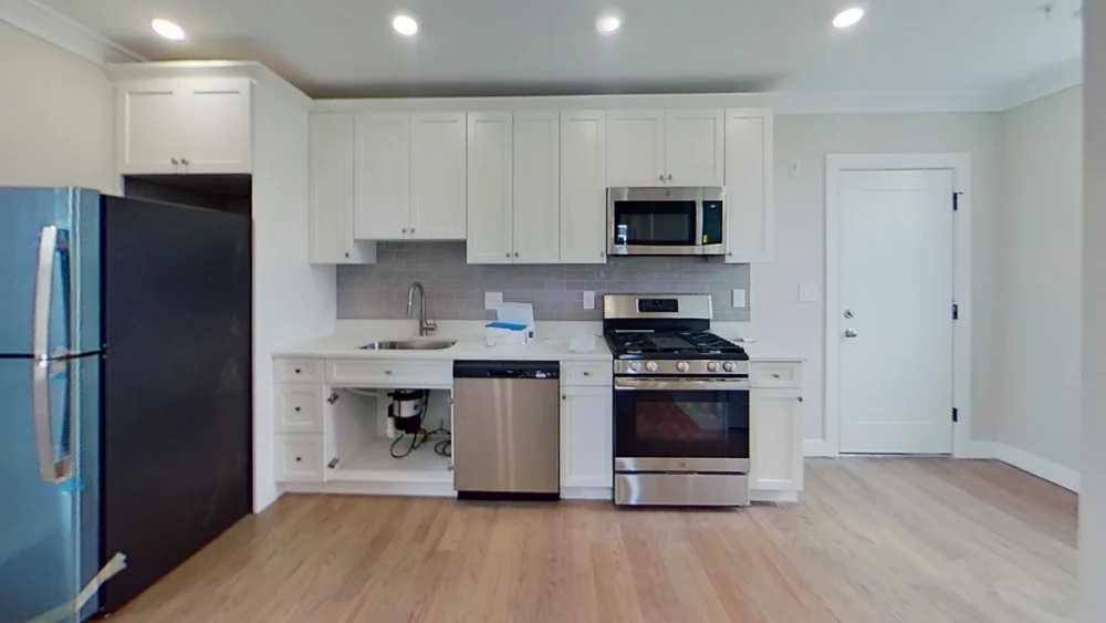 Apartment for rent at 96 George St, Roxbury, MA 02119