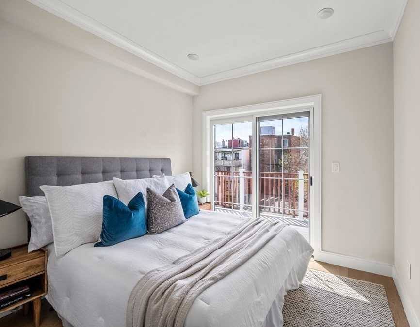 Apartment for rent at 306 Maverick St, East Boston, MA 02128