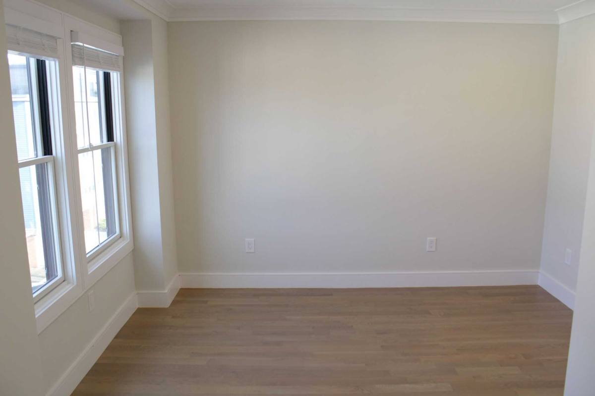 Apartment for rent at 306 Maverick St, East Boston, MA 02128