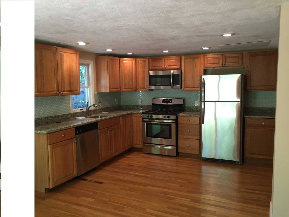Apartment for rent at 35 Pine St, Dedham, MA 02026