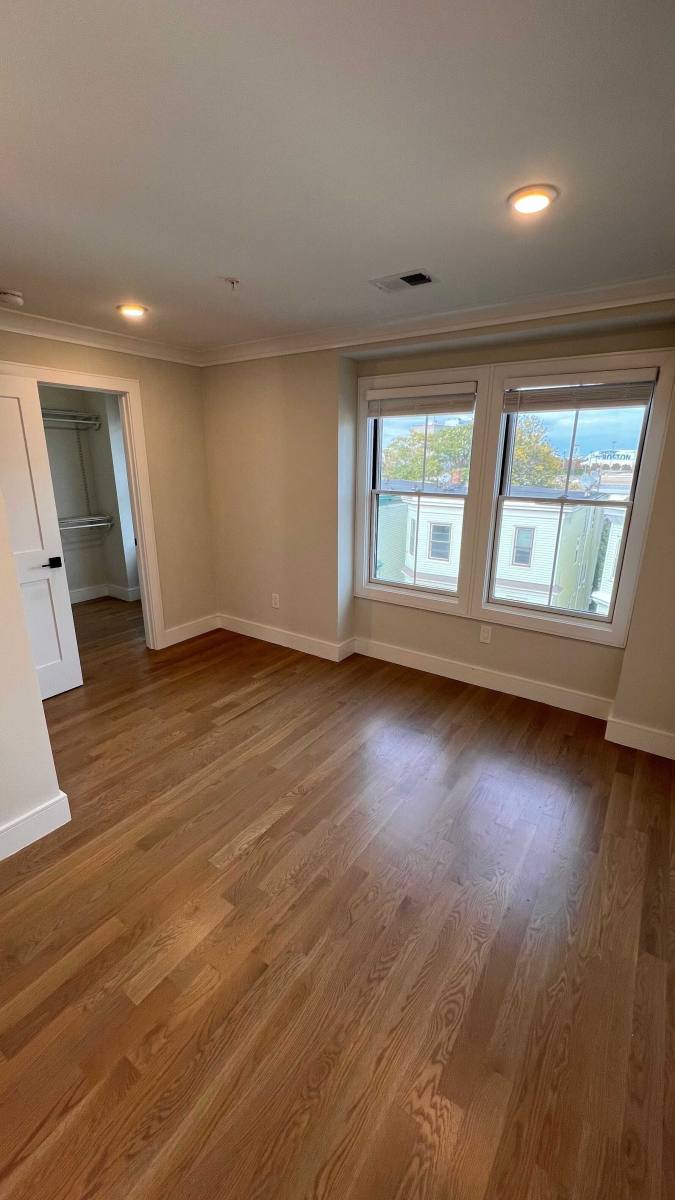 Apartment for rent at 306 Maverick St, East Boston, MA 02128