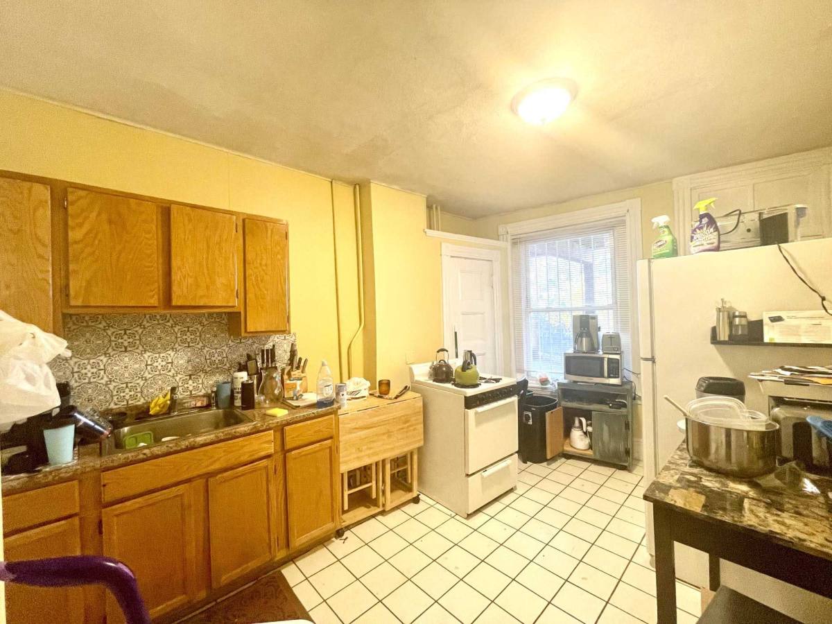 Apartment for rent at 16 Perry St, Brookline, MA 02445