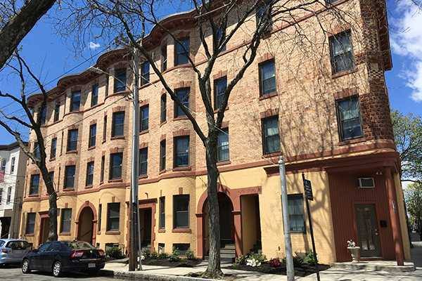 Apartment for rent at 115 Willow St, Cambridge, MA 02141