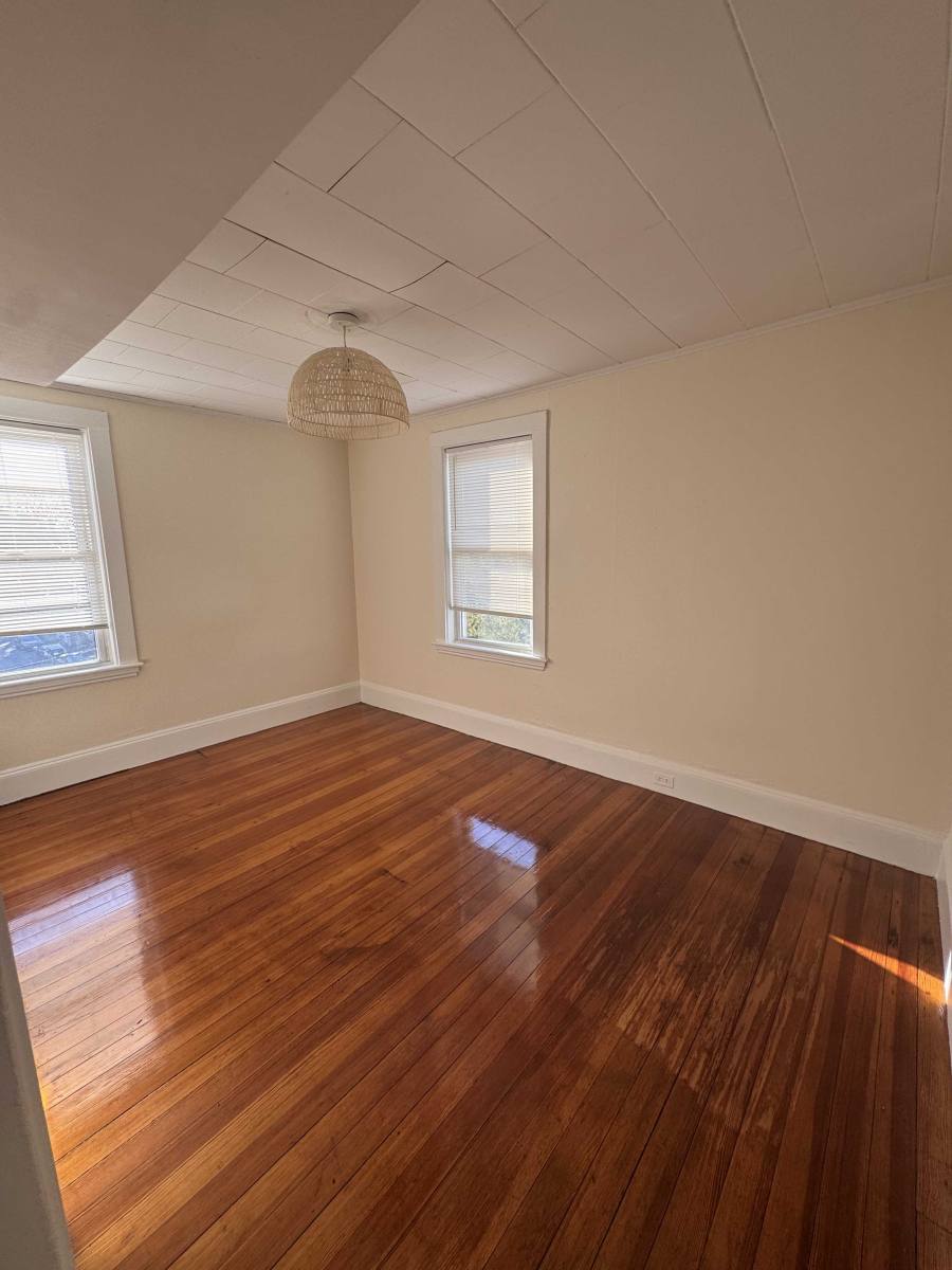 Apartment for rent at 32 Hanson St, Somerville, MA 02143