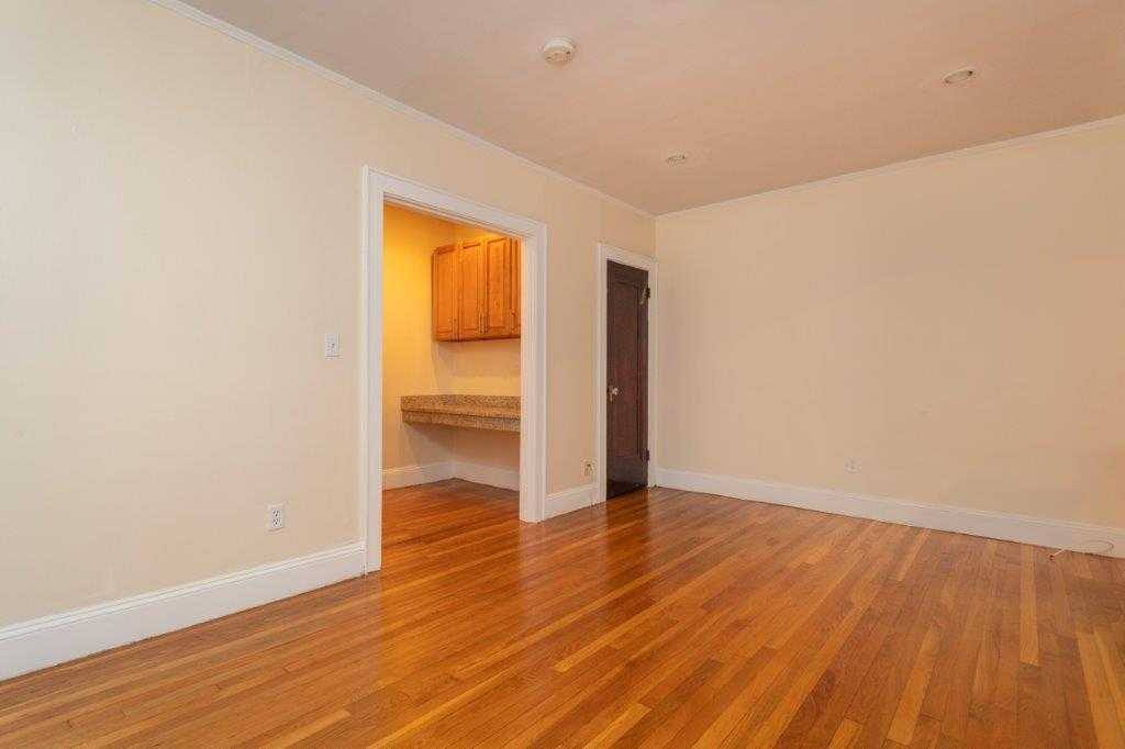 Apartment for rent at 140 Highland Ave, Somerville, MA 02143