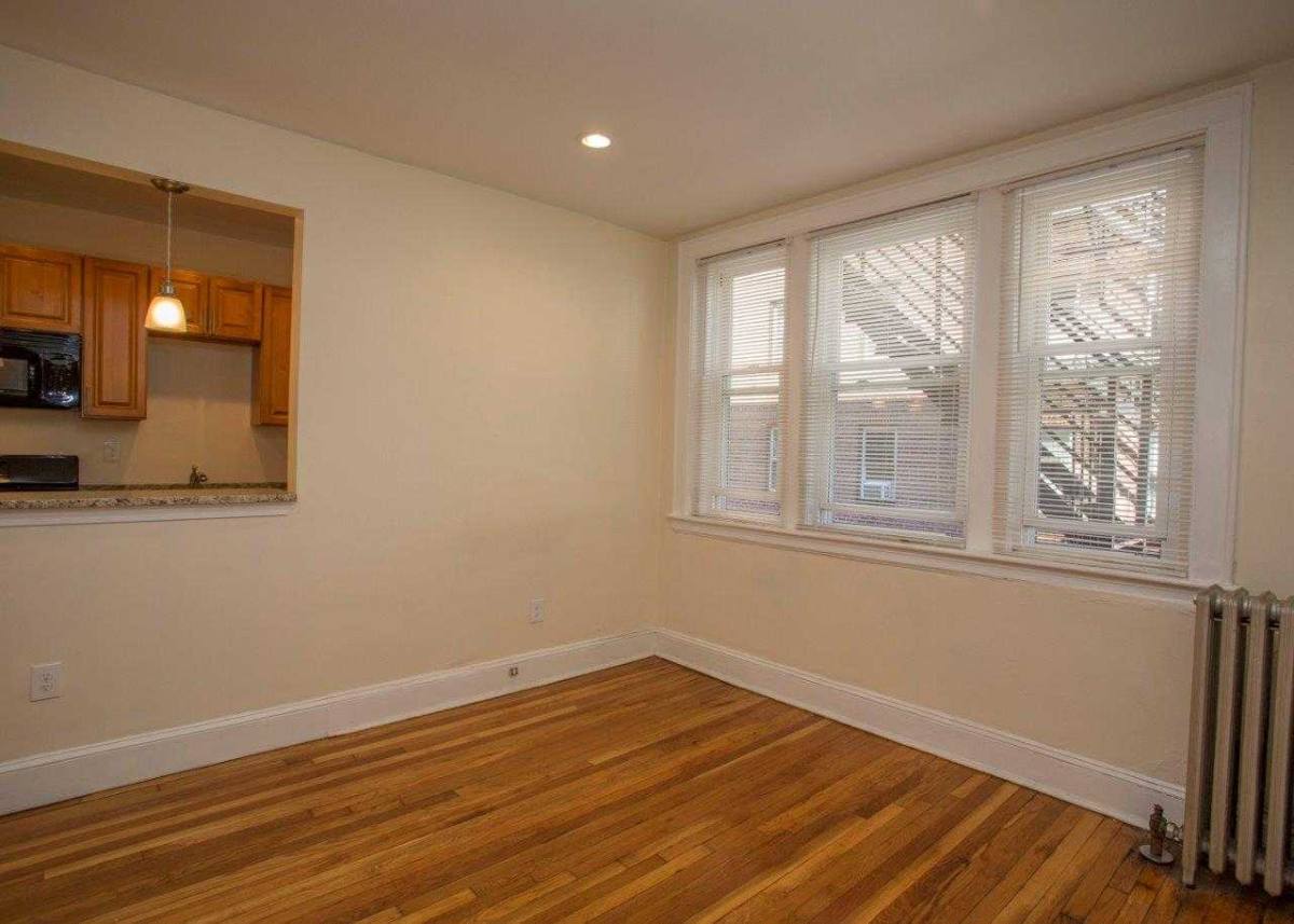 Apartment for rent at 142 Highland Ave, Somerville, MA 02143