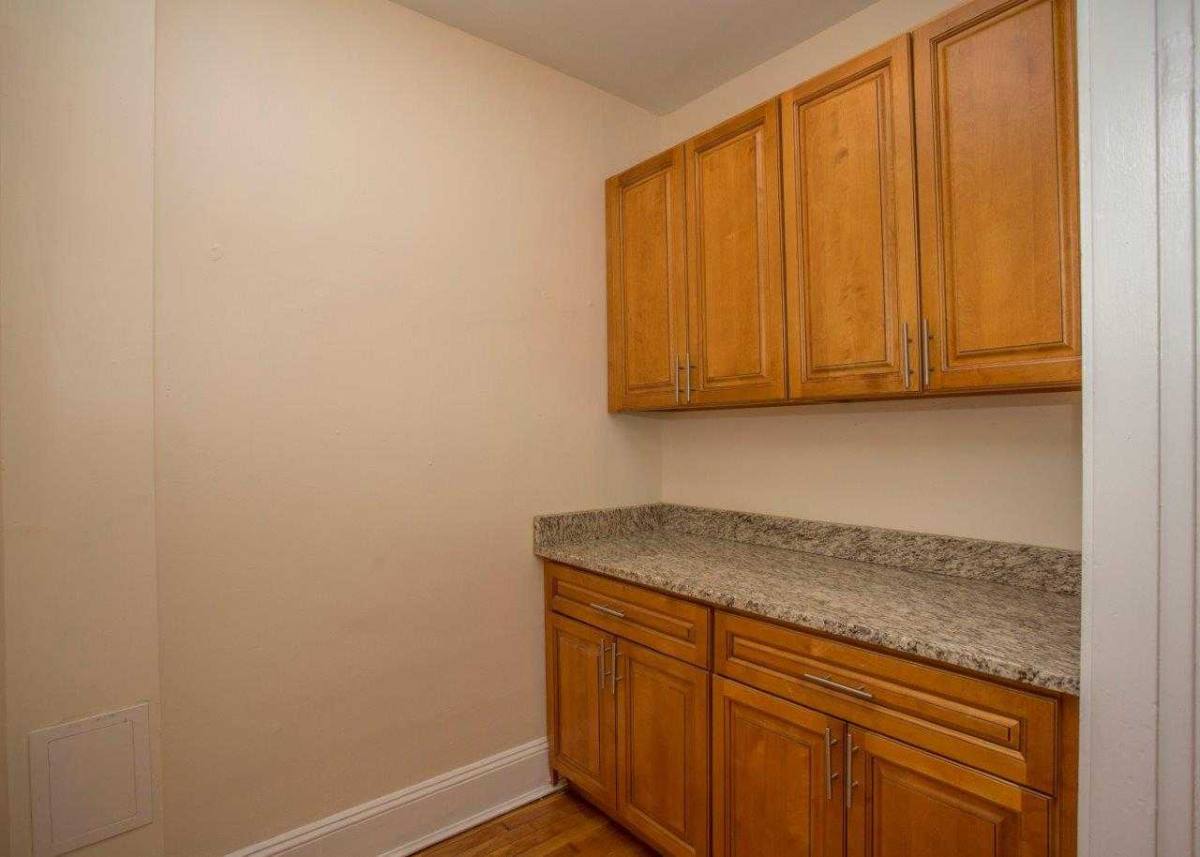 Apartment for rent at 142 Highland Ave, Somerville, MA 02143