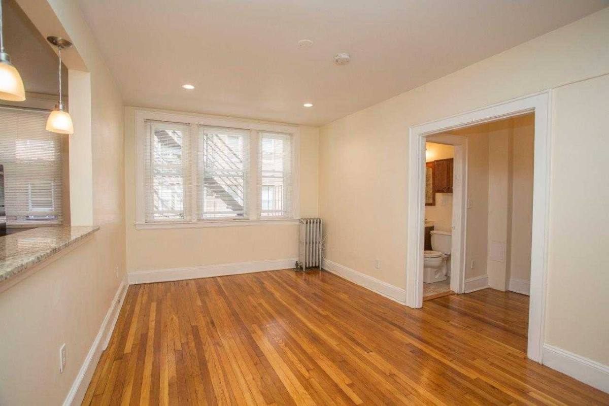 Apartment for rent at 142 Highland Ave, Somerville, MA 02143