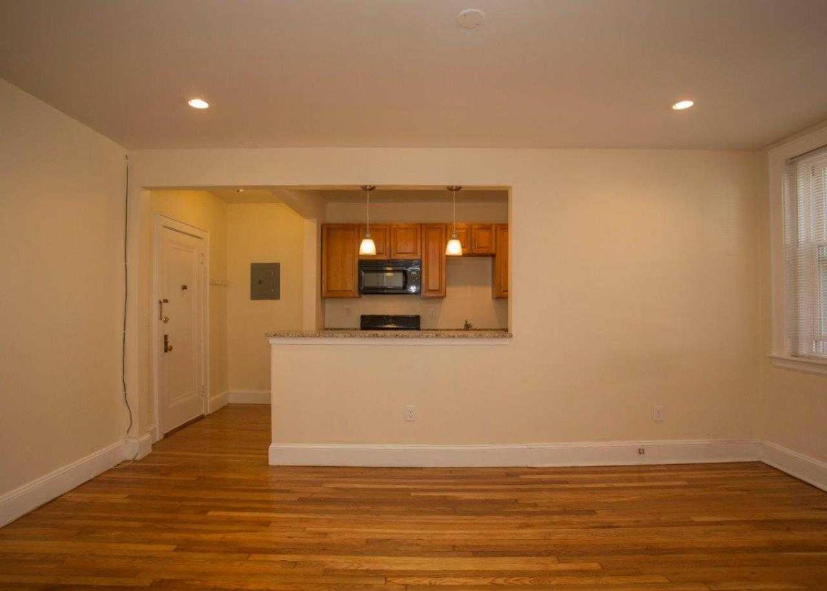 Apartment for rent at 142 Highland Ave, Somerville, MA 02143