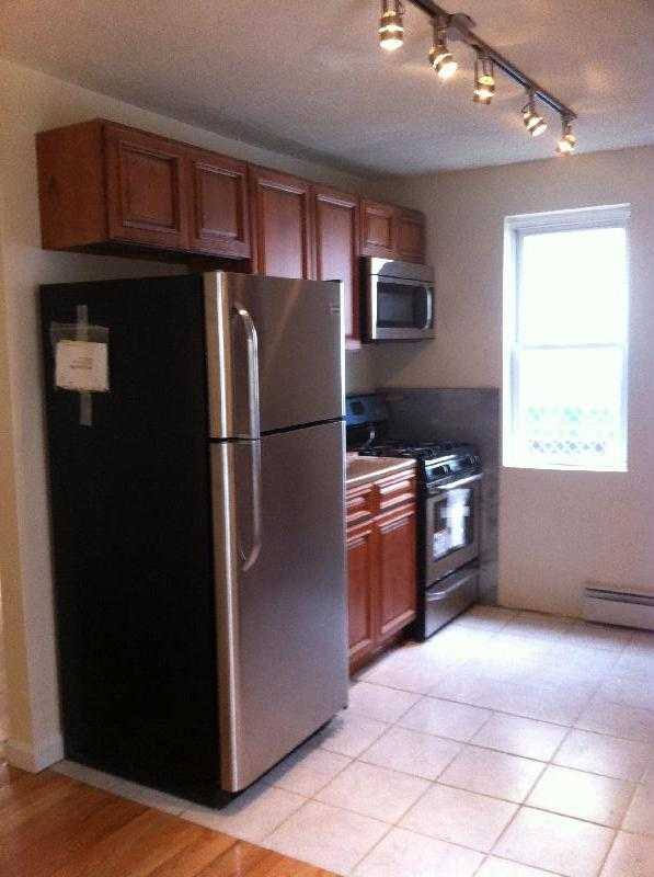 Apartment for rent at 29 Mount Vernon St, Somerville, MA 02145