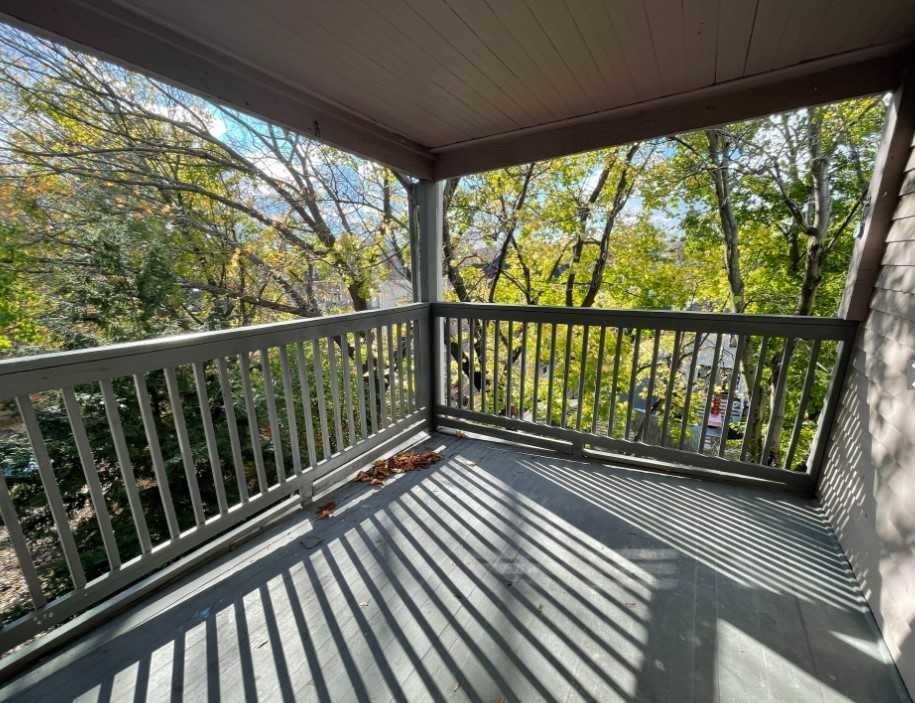 Apartment for rent at 376 Oxford St, Somerville, MA 02143