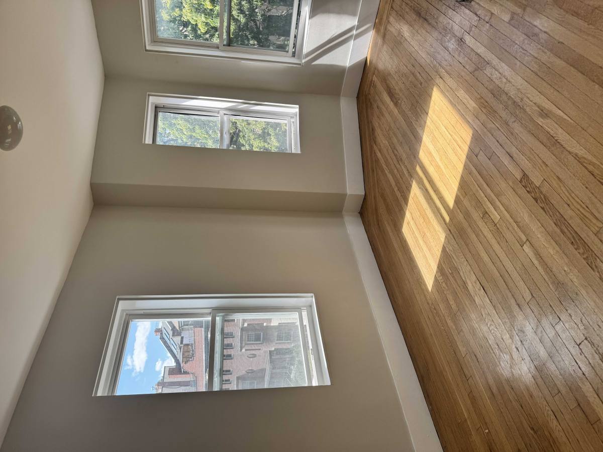Apartment for rent at 41 Hemenway St, Boston, MA 02115