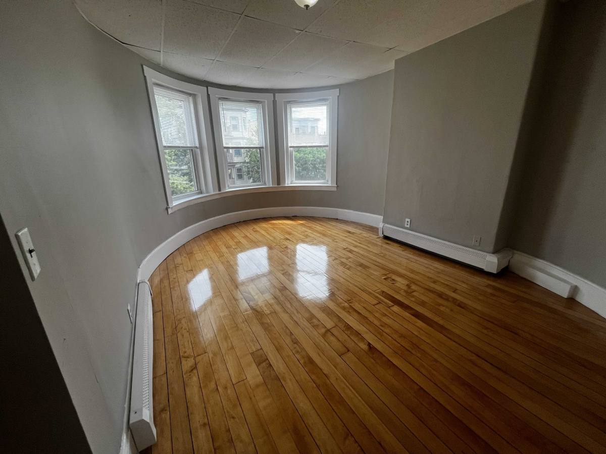 Apartment for rent at 274 Bowdoin St, Dorchester, MA 02122