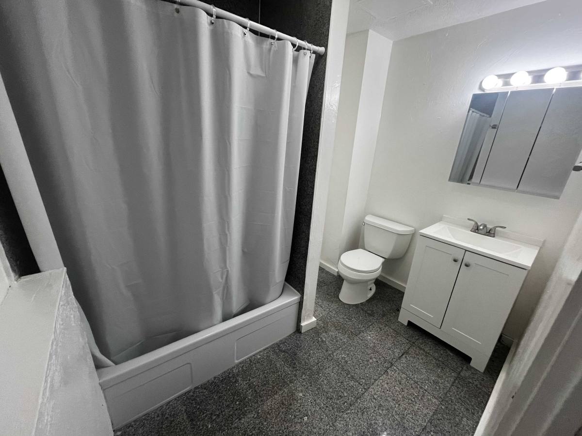 Apartment for rent at 274 Bowdoin St, Dorchester, MA 02122
