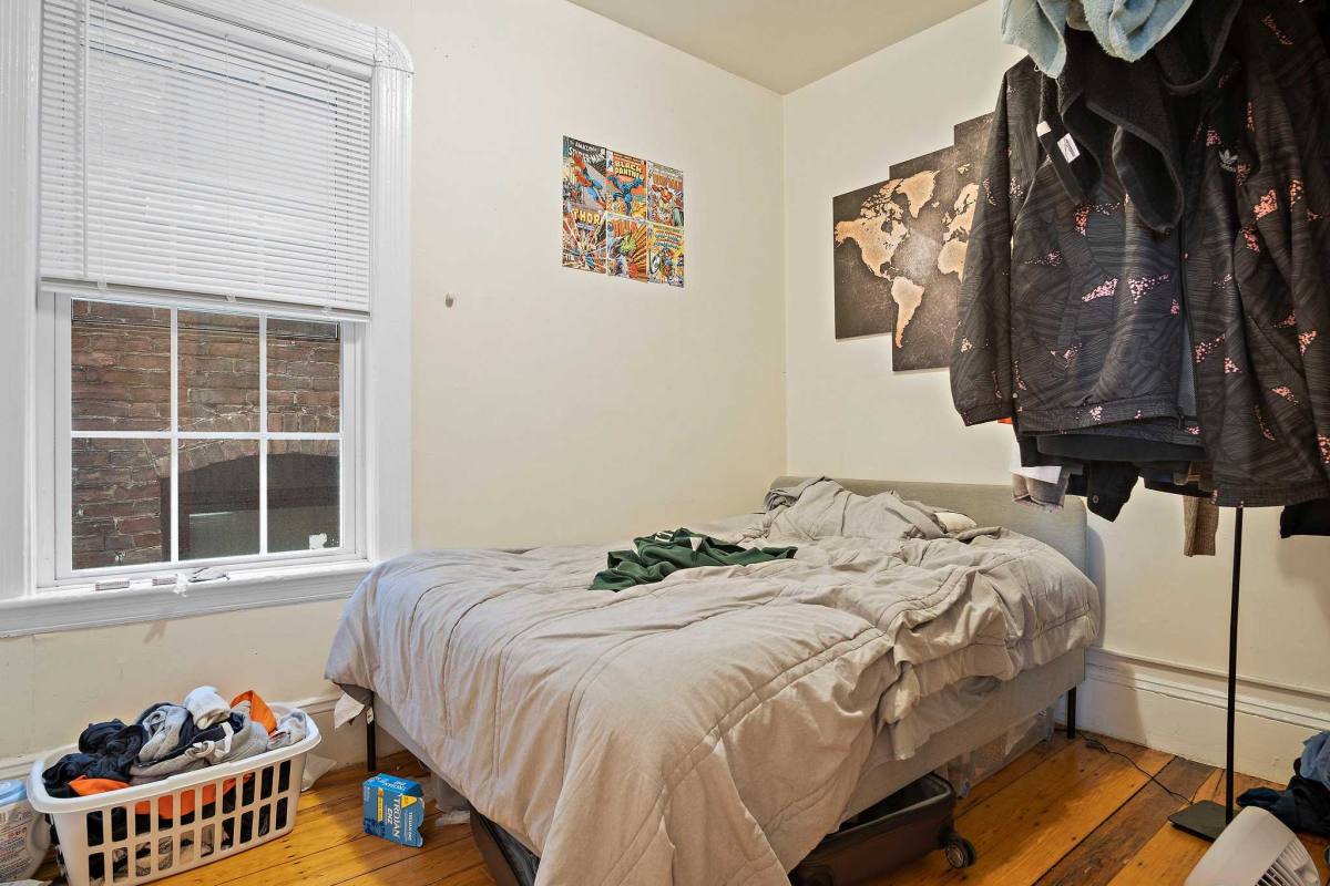 Apartment for rent at 856 Huntington Ave, Boston, MA 02115