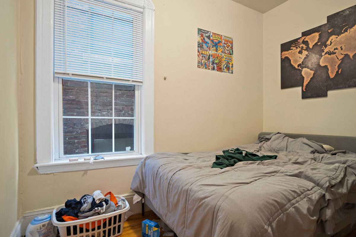 Apartment for rent at 856 Huntington Ave, Boston, MA 02115