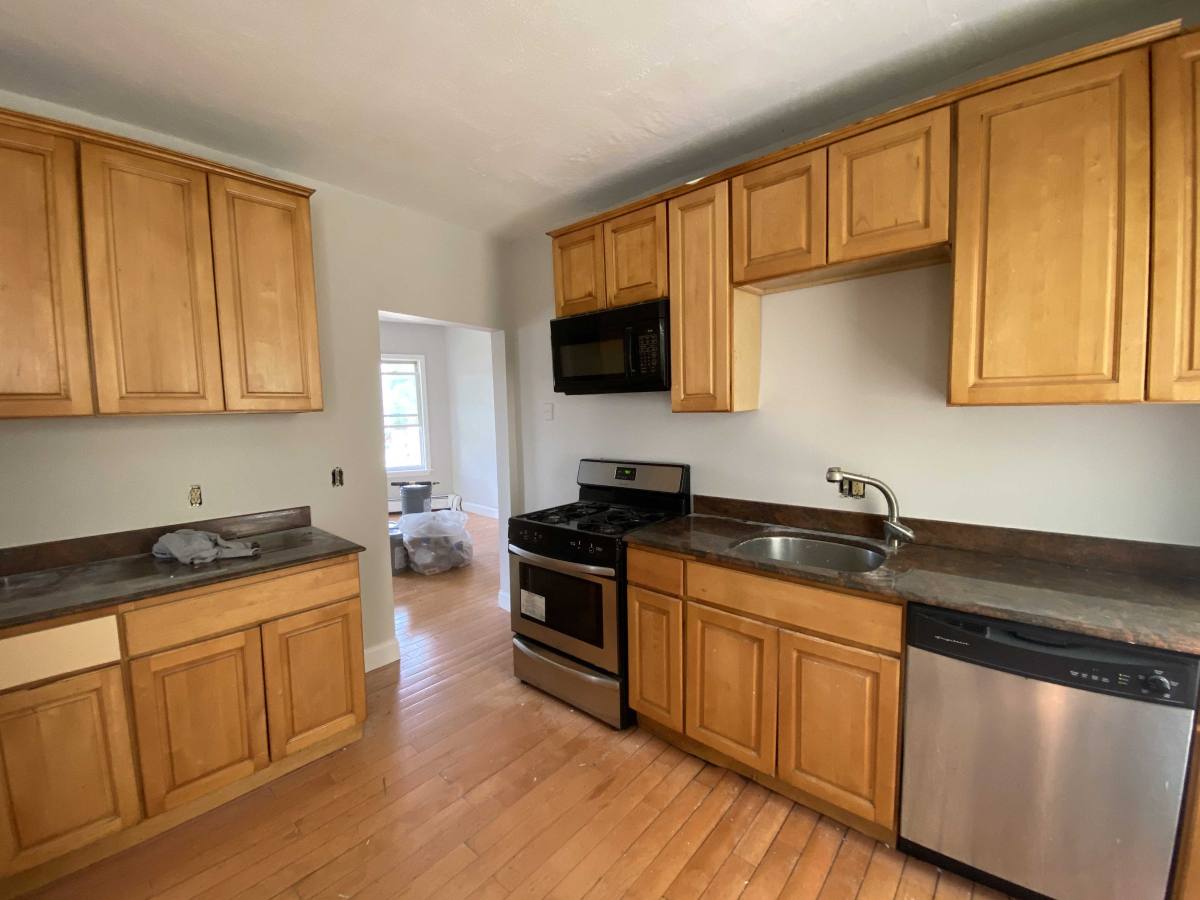 Apartment for rent at 143 Bowdoin St, Dorchester, MA 02122