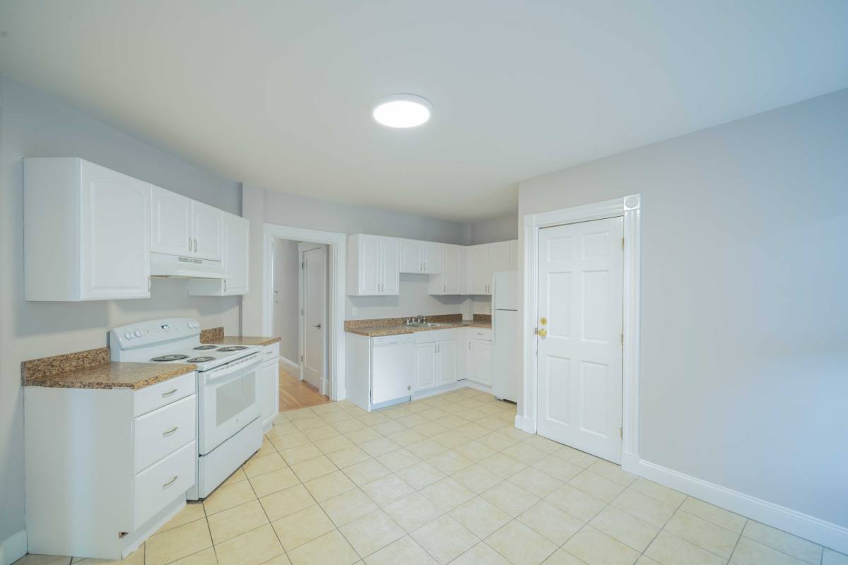Apartment for rent at 1595 Cambridge St, Cambridge, MA 02138