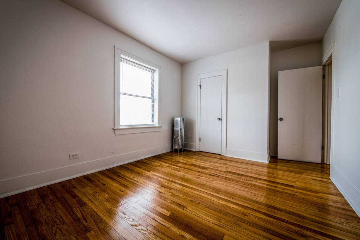 Apartment for rent at 5328 W Harrison St, Chicago, IL 60644