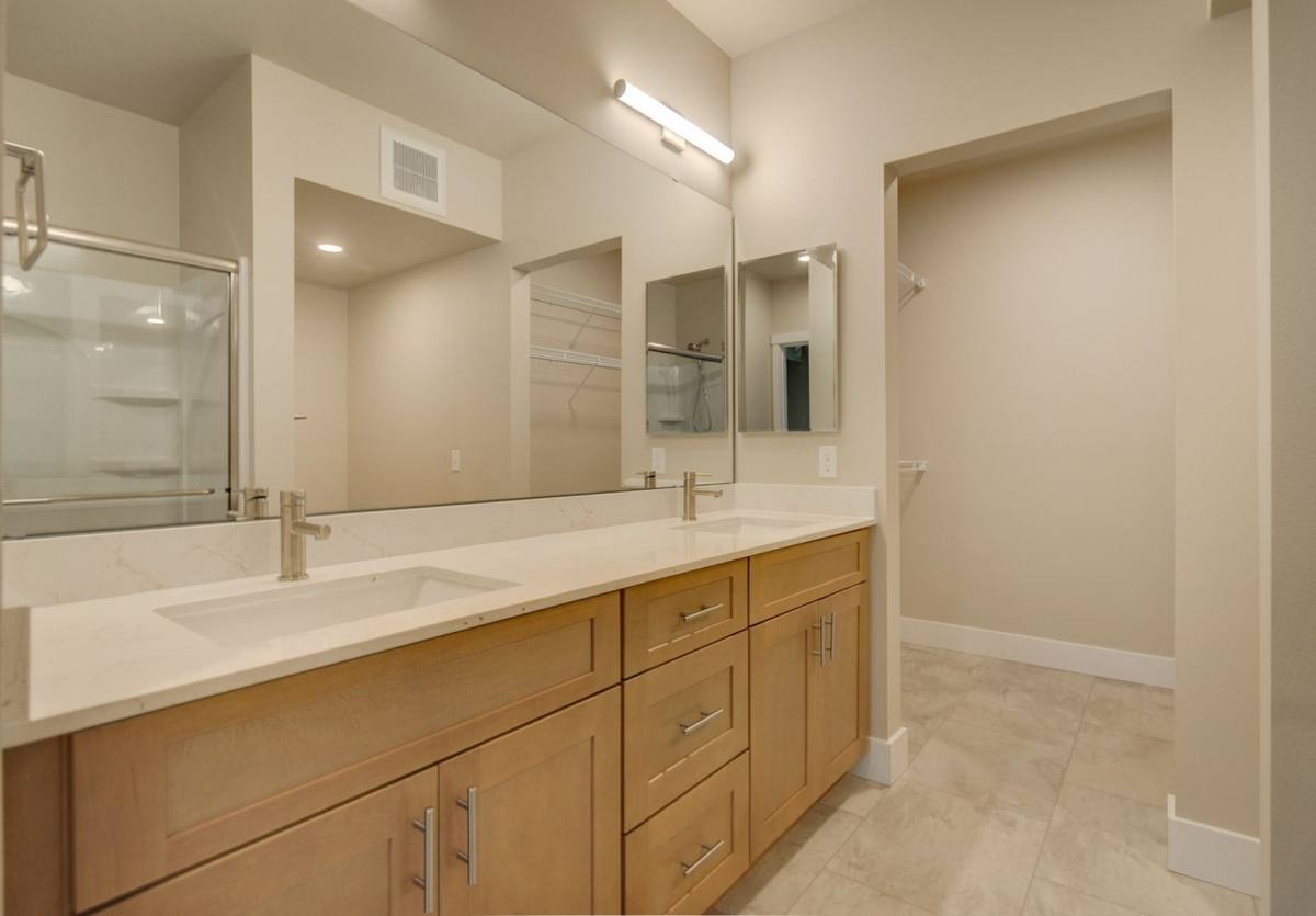 Apartment for rent at 10215 SE 248th St, Kent, WA 98030